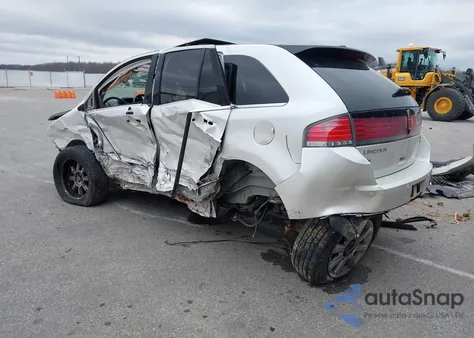 2010 Lincoln Mkx z USA, uszkodzony, nr VIN 2LMDJ8JC6ABJ19922